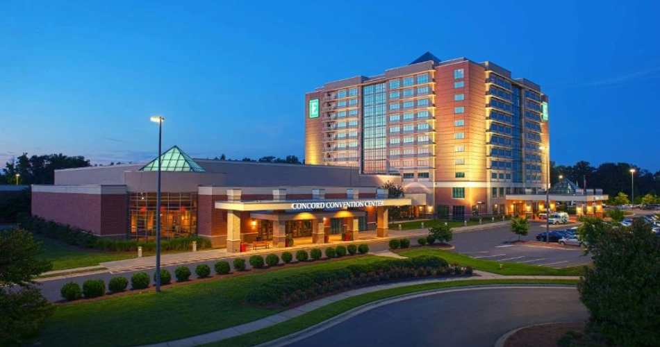 Best Hotels Near UNC with Balconies – Enjoy the Best Views of Chapel Hill