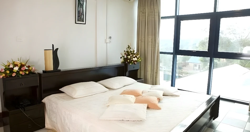 Best Hotels Near UNC with Balconies – Enjoy the Best Views of Chapel Hill